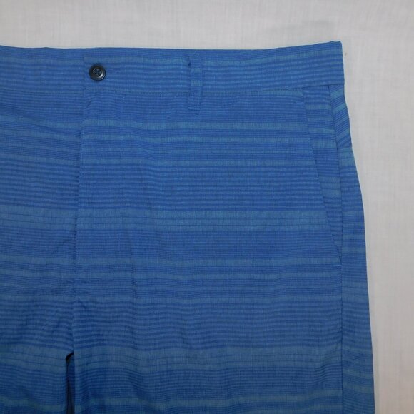 PGA TOUR Mens 36 x 9 Two Tone Blue Striped performance golf Shorts - Picture 3 of 9